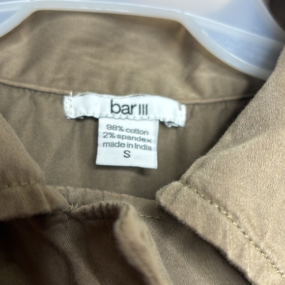 BAR lll | Green Sleeveless Cargo Vest | Military Style Top | Outdoors Activity - Picture 7 of 12